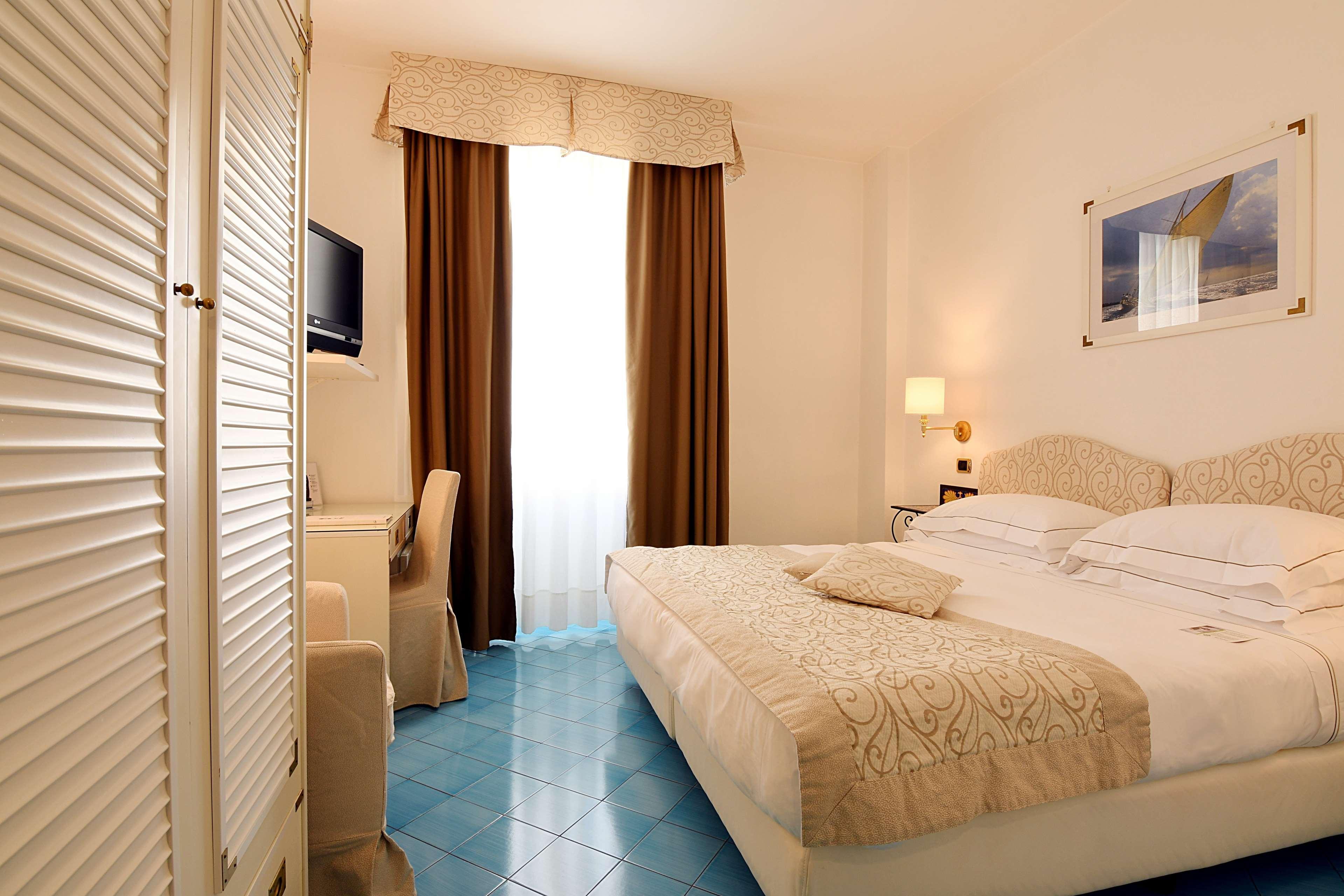 Best Western Hotel Acqua Novella Spotorno Esterno foto