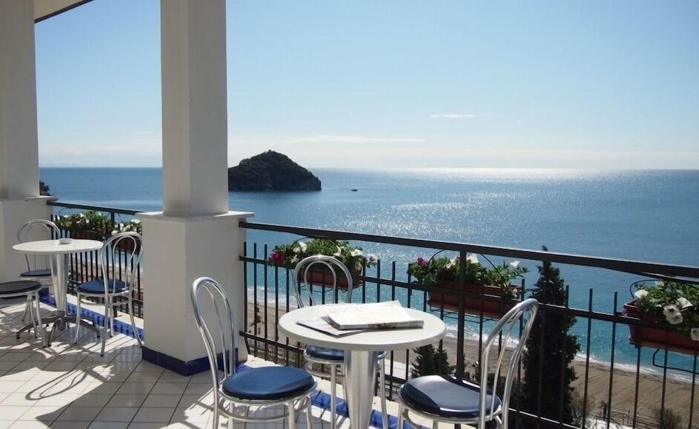 Best Western Hotel Acqua Novella Spotorno Esterno foto