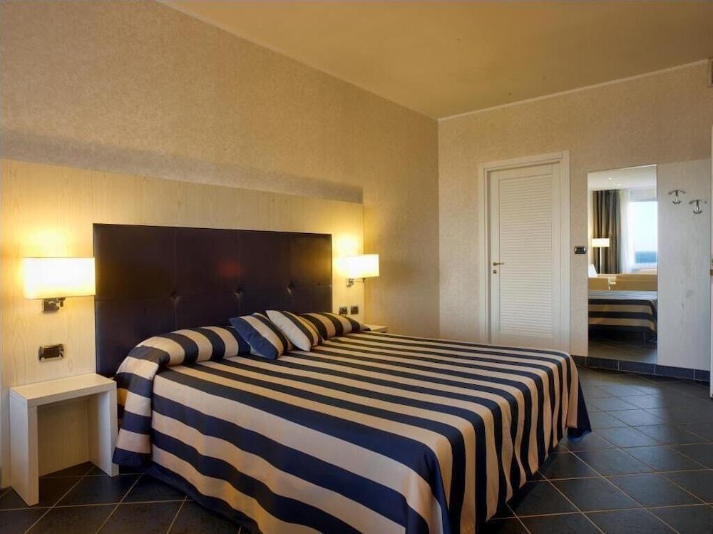 Best Western Hotel Acqua Novella Spotorno Esterno foto