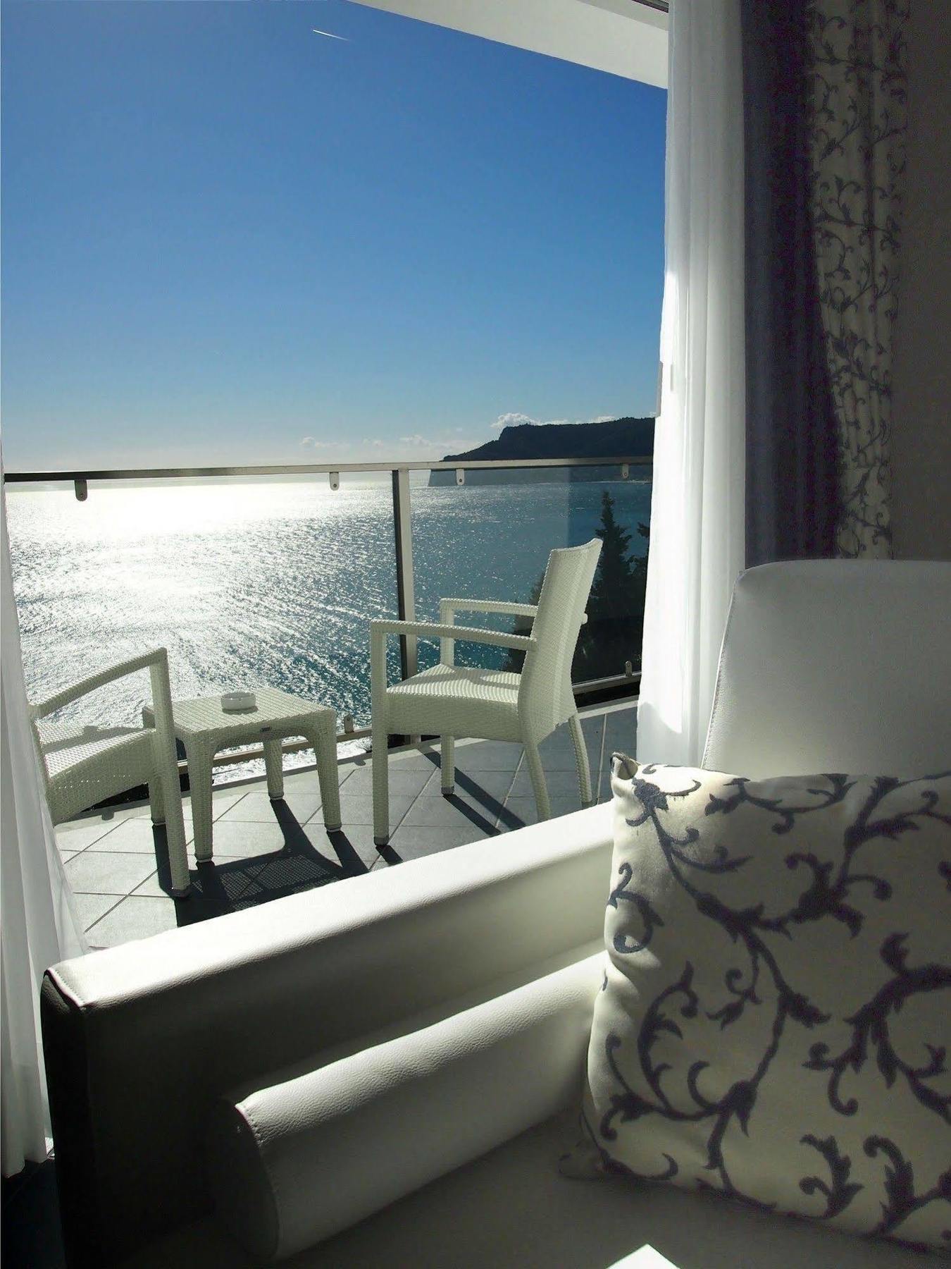 Best Western Hotel Acqua Novella Spotorno Esterno foto
